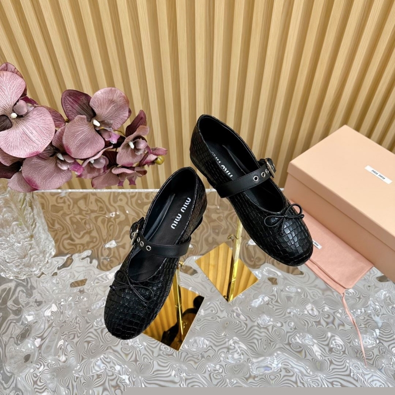 Miu Miu flat shoes